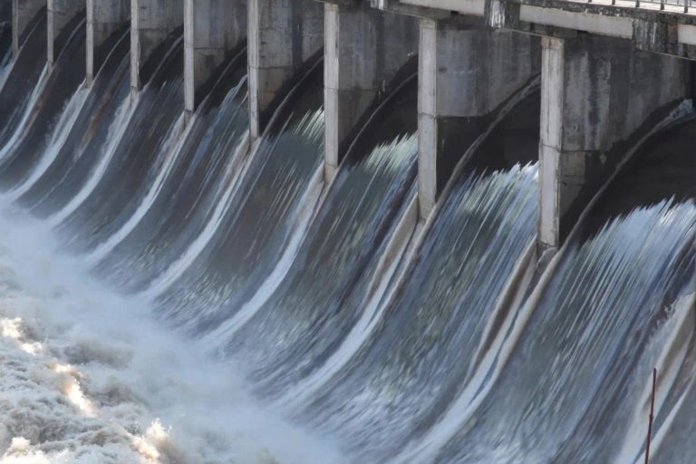 Read more about the article Revolutionizing Waterway Maintenance: Geodyn Solutions’ Cutting-Edge Dredging Technology