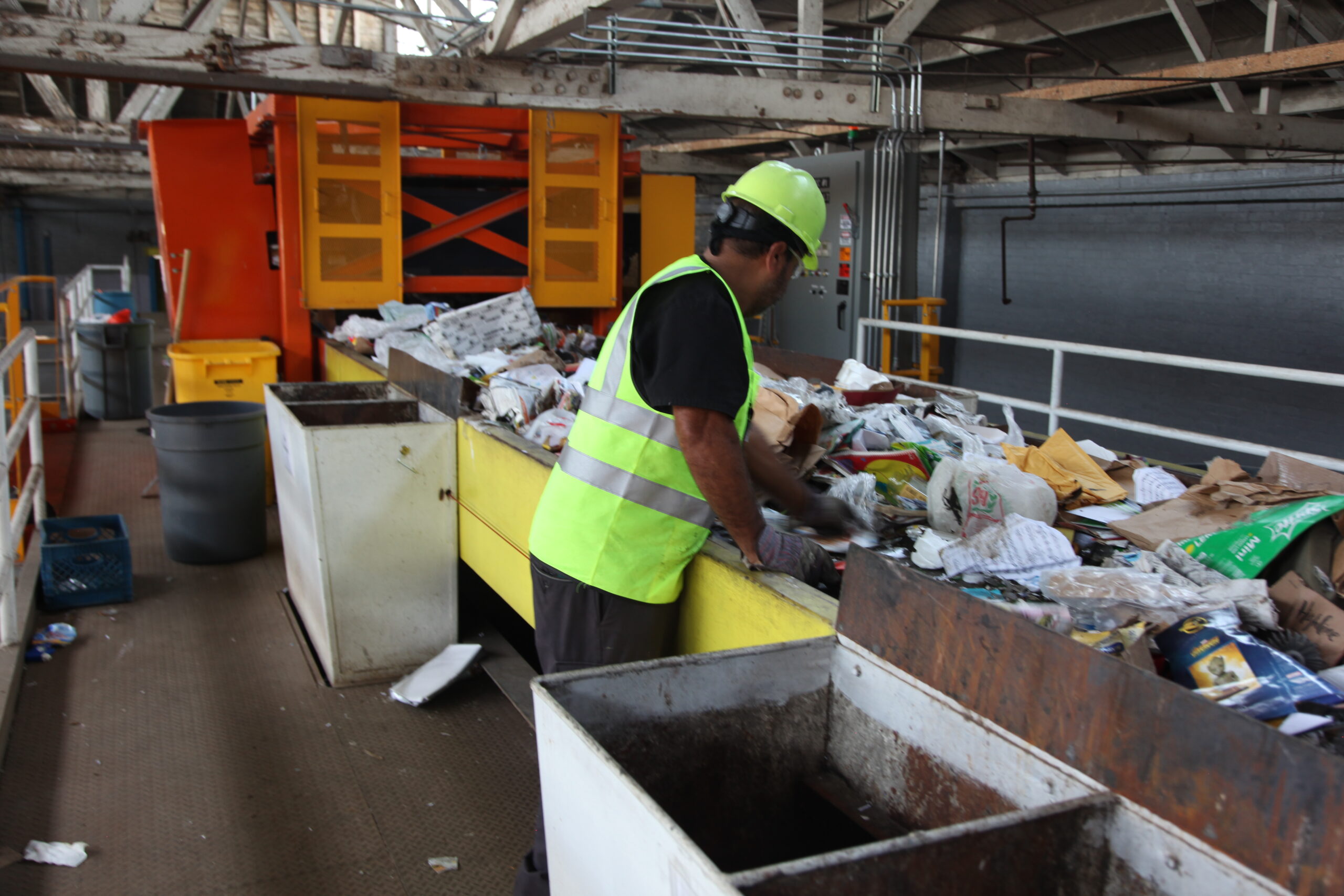 Read more about the article Harnessing Plasma Technology for Advanced Waste-to-Energy Solutions with Geodyn Solutions