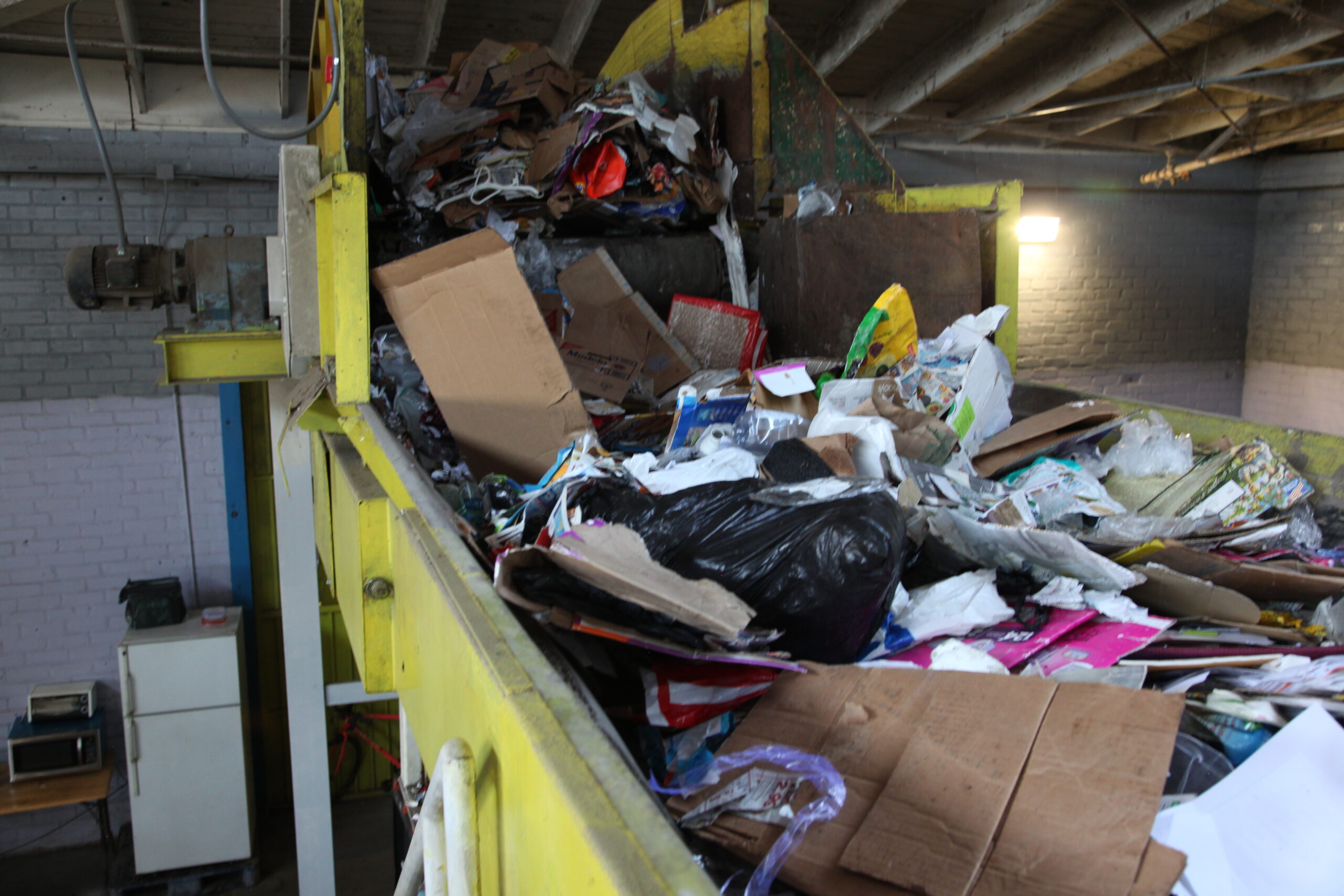 Read more about the article Revolutionizing Medical Waste Disposal: The Efficacy of Geodyn Solutions’ Pyrolysis Technology
